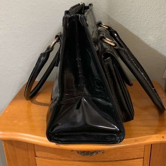 Liz Claiborne leather satchel - Picture 5 of 11